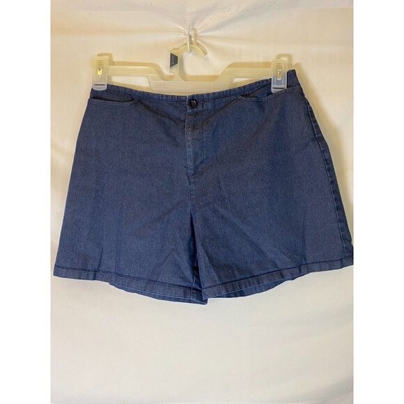 LEVIS DOCKERS WOMENS SIZE 10 BLUE SHORTS GREAT LENGTH FLATTERING - Picture 1 of 2